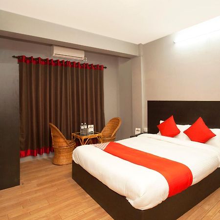 Oyo 587 Hotel Tradition Inn Катманду Екстер'єр фото