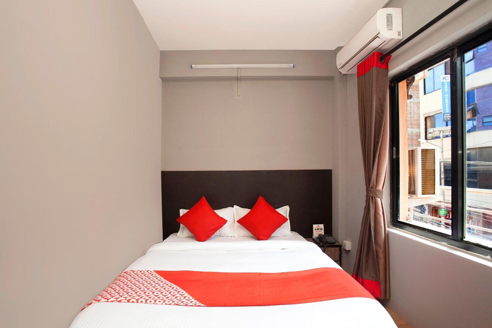 Oyo 587 Hotel Tradition Inn Катманду Екстер'єр фото