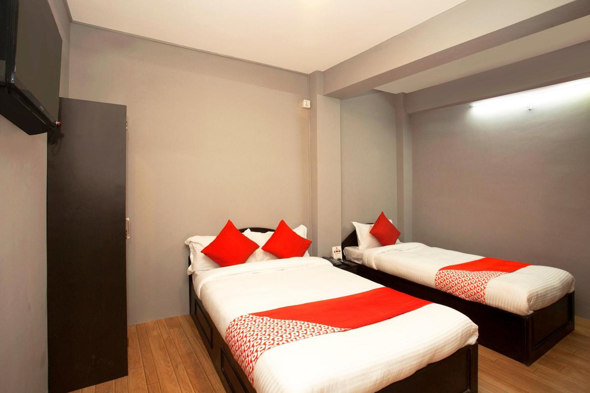 Oyo 587 Hotel Tradition Inn Катманду Екстер'єр фото