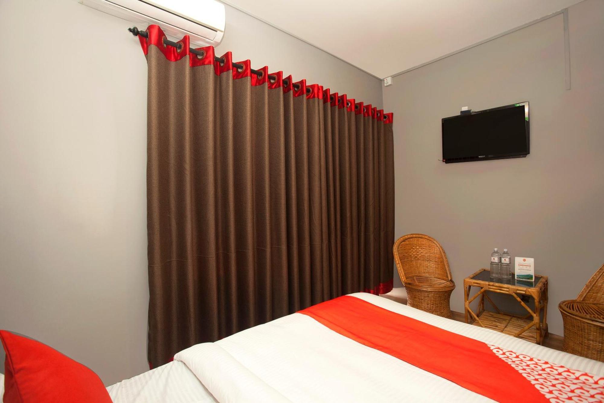 Oyo 587 Hotel Tradition Inn Катманду Екстер'єр фото