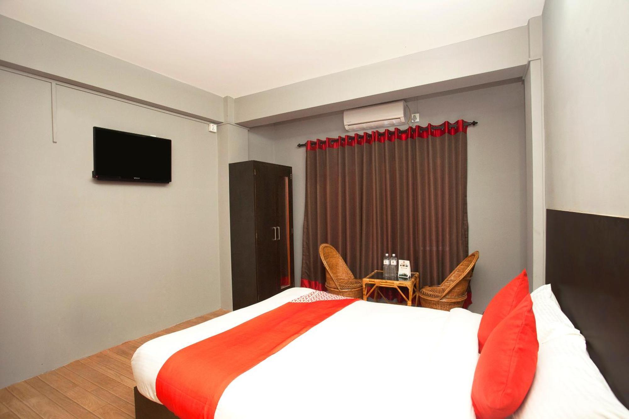 Oyo 587 Hotel Tradition Inn Катманду Екстер'єр фото