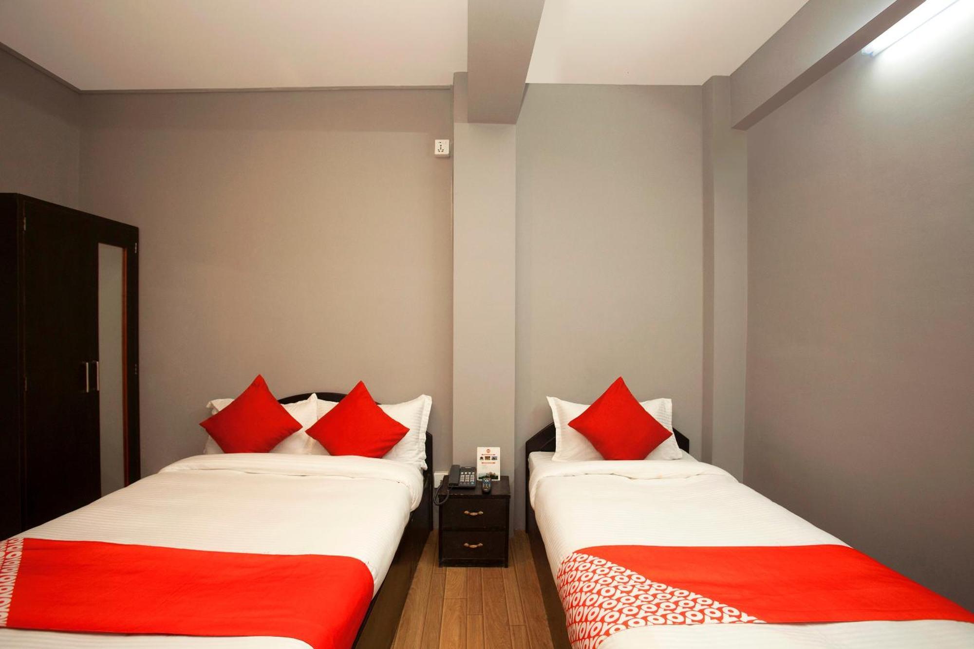 Oyo 587 Hotel Tradition Inn Катманду Екстер'єр фото