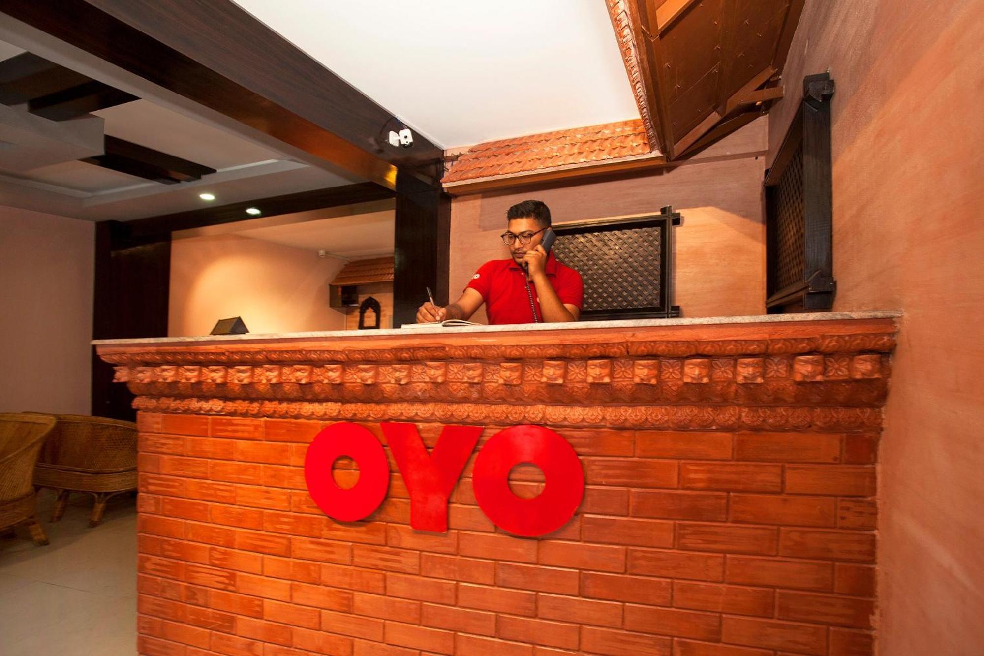 Oyo 587 Hotel Tradition Inn Катманду Екстер'єр фото